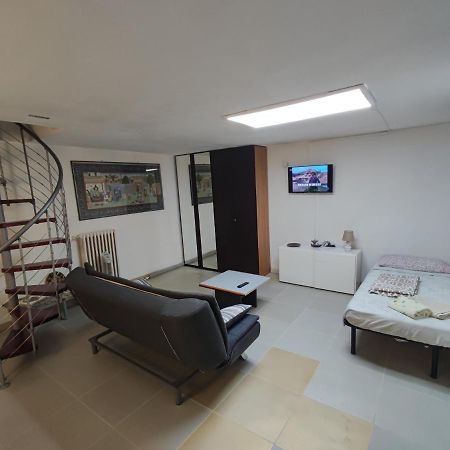 Central Private Flat By Old Town, Shops, Restaurants Bari Luaran gambar